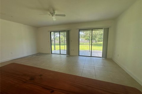 Touwnhouse à vendre à Sarasota, Floride: 2 chambres, 124.49 m2 № 1843640 - photo 28