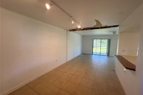 Touwnhouse à vendre à Sarasota, Floride: 2 chambres, 124.49 m2 № 1843640 - photo 23