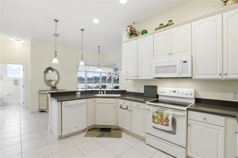 Casa en venta en Davenport, Florida, 3 dormitorios, 242.57 m2 № 2122465 - foto 9