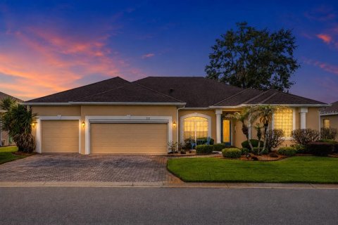 Casa en Davenport, Florida 3 dormitorios, 242.57 m2 № 2122465
