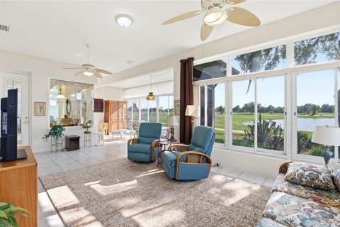 Casa en venta en Davenport, Florida, 3 dormitorios, 242.57 m2 № 2122465 - foto 4