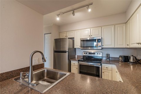 Condominio en alquiler en Clearwater, Florida, 1 dormitorio, 62.71 m2 № 1797246 - foto 6