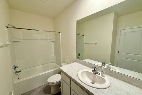 Townhouse in Wesley Chapel, Florida 3 bedrooms, 163.32 sq.m. № 2221342 - photo 20