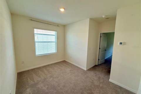Townhouse in Wesley Chapel, Florida 3 bedrooms, 163.32 sq.m. № 2221342 - photo 12