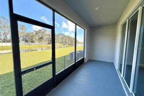 Townhouse in Wesley Chapel, Florida 3 bedrooms, 163.32 sq.m. № 2221342 - photo 25