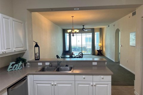 Condo in Port Charlotte, Florida, 3 bedrooms № 2228256 - photo 12
