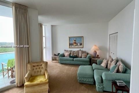 Copropriété à louer à Sunny Isles Beach, Floride: 2 chambres, 126.07 m2 № 2348802 - photo 9