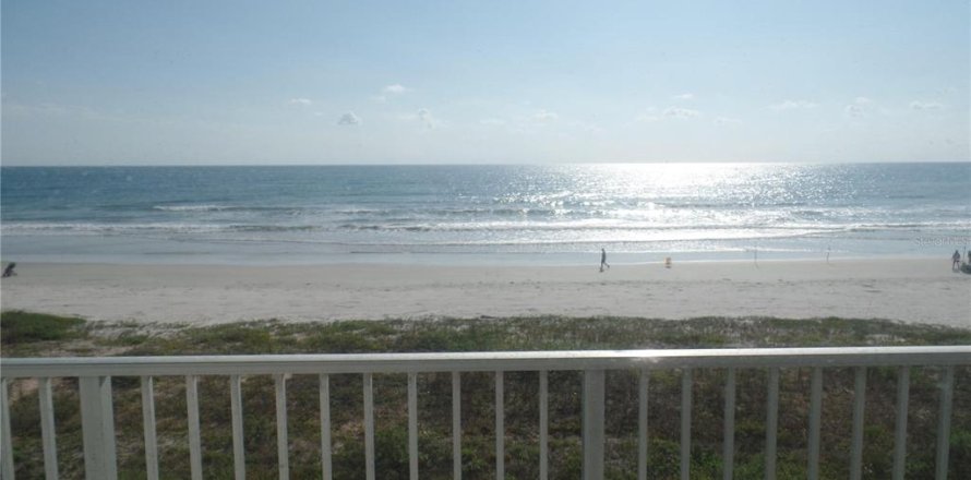 Condo à Ormond Beach, Floride, 2 chambres  № 2125255