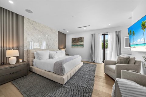 Villa ou maison à vendre à Miami, Floride: 6 chambres № 1975845 - photo 25