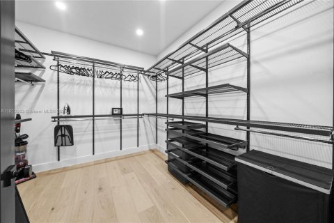 Villa ou maison à vendre à Miami, Floride: 6 chambres № 1975845 - photo 27