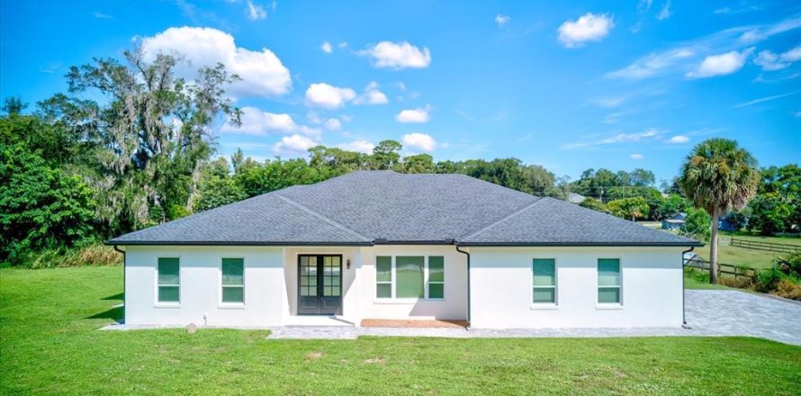 Villa ou maison à Altamonte Springs, Floride 4 chambres, 274.43 m2 № 2399436