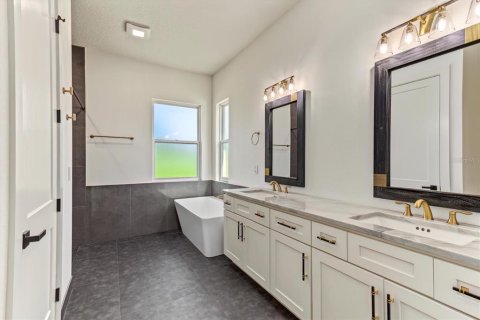 Villa ou maison à vendre à Altamonte Springs, Floride: 4 chambres, 274.43 m2 № 2399436 - photo 23