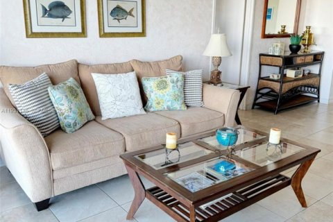 Copropriété à louer à Miami Beach, Floride: 2 chambres, 95.69 m2 № 1990525 - photo 6