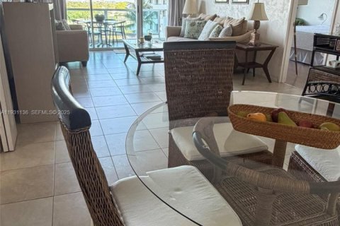 Copropriété à louer à Miami Beach, Floride: 2 chambres, 95.69 m2 № 1990525 - photo 3