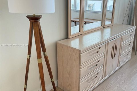 Copropriété à louer à Miami Beach, Floride: 2 chambres, 95.69 m2 № 1990525 - photo 21