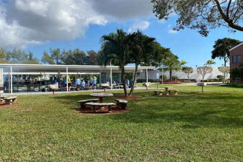 Condominio en venta en Deerfield Beach, Florida, 1 dormitorio, 65.03 m2 № 1931752 - foto 26