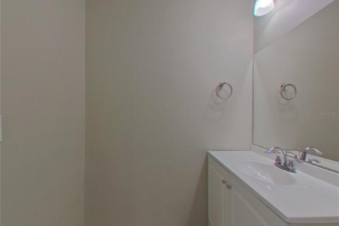 Villa ou maison à louer à Tampa, Floride: 2 chambres, 140.84 m2 № 2117662 - photo 8