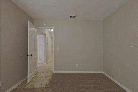 Villa ou maison à louer à Tampa, Floride: 2 chambres, 140.84 m2 № 2117662 - photo 11
