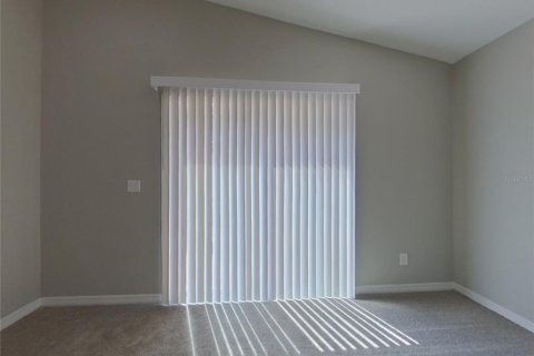 Villa ou maison à louer à Tampa, Floride: 2 chambres, 140.84 m2 № 2117662 - photo 7