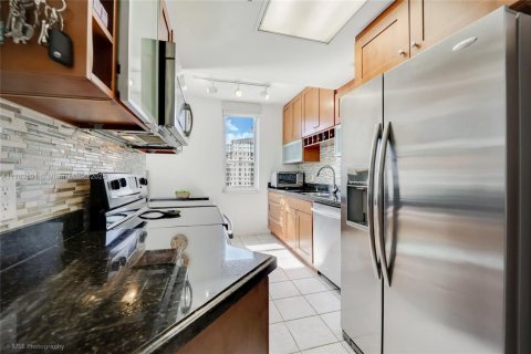 Copropriété à vendre à Miami, Floride: 2 chambres, 116.78 m2 № 1715992 - photo 11