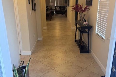 House in Winter Garden, Florida 3 bedrooms, 170.94 sq.m. № 2211264 - photo 5