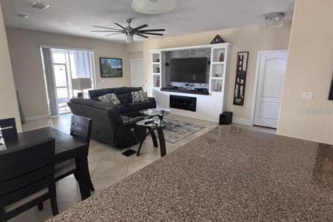 House in Winter Garden, Florida 3 bedrooms, 170.94 sq.m. № 2211264 - photo 23