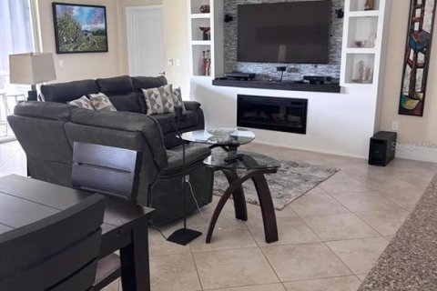 House in Winter Garden, Florida 3 bedrooms, 170.94 sq.m. № 2211264 - photo 22