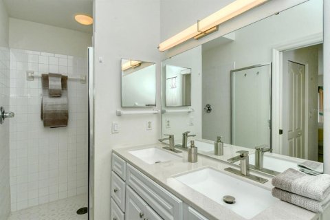 Condominio en venta en Sarasota, Florida, 2 dormitorios, 121.7 m2 № 1442214 - foto 23