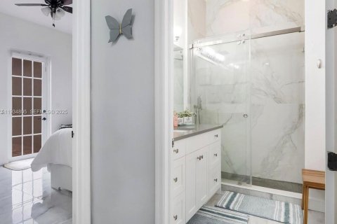 Adosado en alquiler en Pembroke Pines, Florida, 4 dormitorios, 213.68 m2 № 1993022 - foto 18