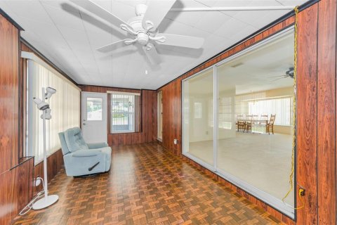 House in Saint Petersburg, Florida 2 bedrooms, 117.34 sq.m. № 2216125 - photo 20