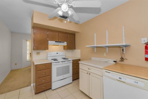 House in Saint Petersburg, Florida 2 bedrooms, 117.34 sq.m. № 2216125 - photo 17