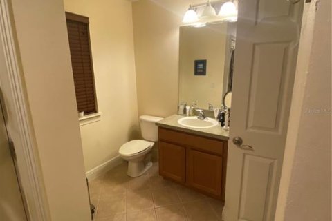 Apartamento en alquiler en Orlando, Florida, 1 dormitorio, 92.9 m2 № 1913513 - foto 2