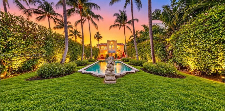 Villa ou maison à Miami Beach, Floride 3 chambres, 144.37 m2 № 2431418