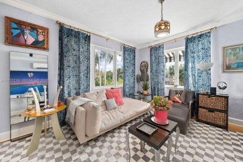 Villa ou maison à vendre à Miami Beach, Floride: 3 chambres, 144.37 m2 № 2431418 - photo 19