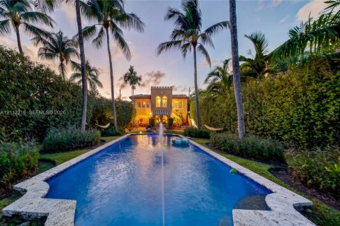 Villa ou maison à vendre à Miami Beach, Floride: 3 chambres, 144.37 m2 № 2431418 - photo 2