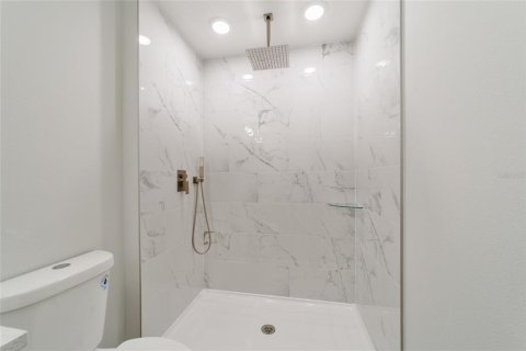 Купить виллу или дом в Даннеллон, Флорида 6 комнат, 98.29м2, № 1851703 - фото 26