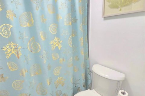 Condominio en venta en Miami Beach, Florida, 52.49 m2 № 2029245 - foto 10