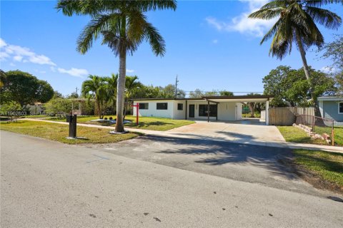 Villa ou maison à Fort Lauderdale, Floride 4 chambres, 154.59 m2 № 2024088