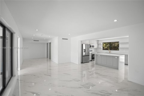 Купить виллу или дом в Форт-Лодердейл, Флорида 4 спальни, 154.59м2, № 2024088 - фото 3