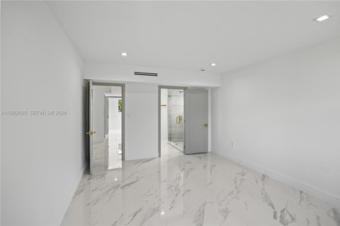 Купить виллу или дом в Форт-Лодердейл, Флорида 4 спальни, 154.59м2, № 2024088 - фото 17