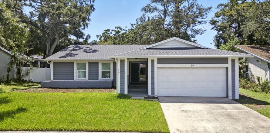 House in Safety Harbor, Florida 3 bedrooms, 131.92 sq.m. № 1888525