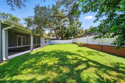 House in Safety Harbor, Florida 3 bedrooms, 131.92 sq.m. № 1888525 - photo 20