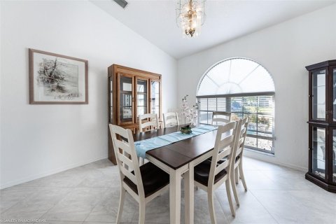 Casa en alquiler en Punta Gorda, Florida, 3 dormitorios, 171.22 m2 № 1375080 - foto 8