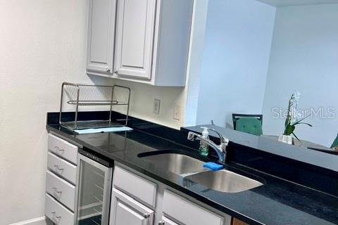 Condo in Orlando, Florida, 1 bedroom  № 2379693 - photo 12