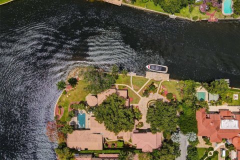Снять в аренду виллу или дом в Форт-Лодердейл, Флорида 6 спален, 1102.1м2, № 1154293 - фото 1
