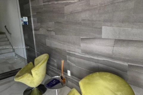 Immobilier commercial à vendre à Medley, Floride № 1968866 - photo 9