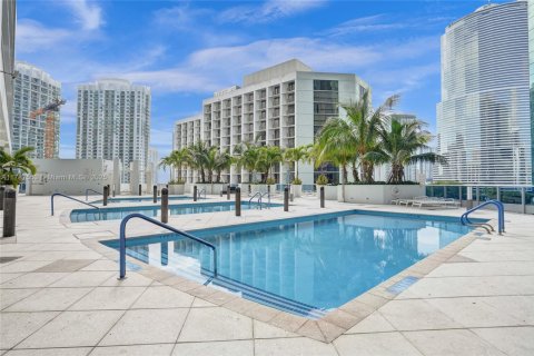 Condominio en venta en Miami, Florida, 1 dormitorio, 76.37 m2 № 1704183 - foto 23