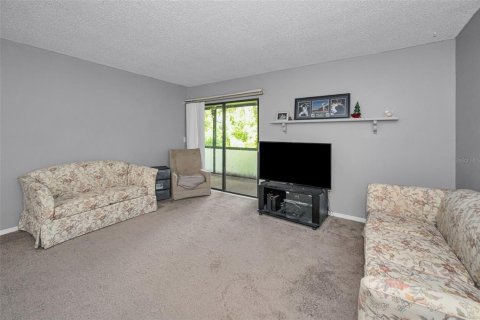 Condo in Palm Harbor, Florida, 1 bedroom  № 1839907 - photo 20