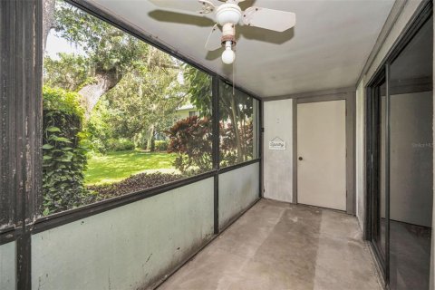 Condo in Palm Harbor, Florida, 1 bedroom  № 1839907 - photo 27