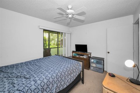 Condo in Palm Harbor, Florida, 1 bedroom  № 1839907 - photo 22
